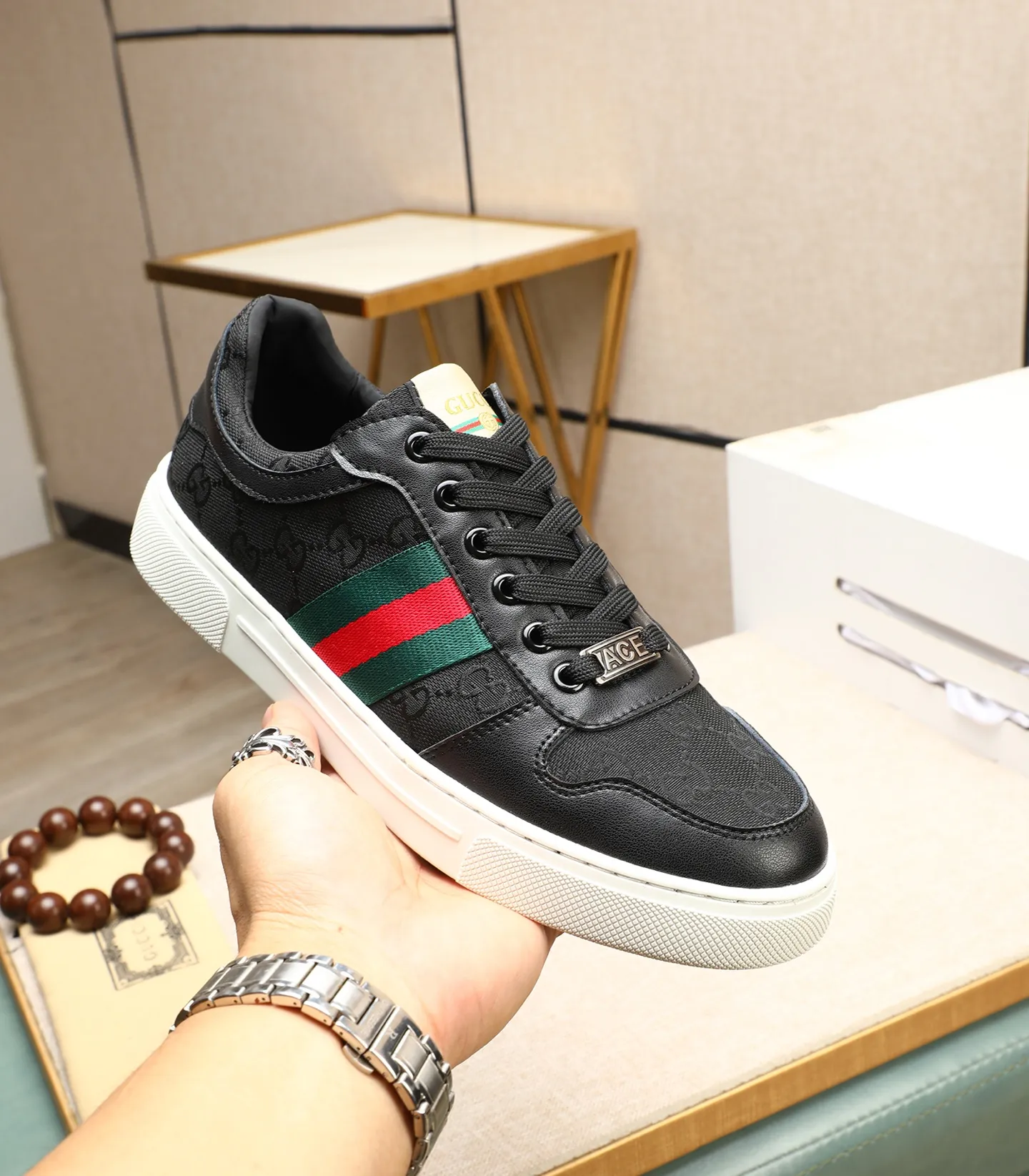 Men's men's shoes💰440 GUCCI🔍🔍2025 latest model Available at the counter at the same time, original calfskin imported from Italy, genuine leather lining, (high-end, extravagant, and classy) with exquisite workmanship, soles: original soles specially provided by the original factory, ⚠Exclusive double-layer movable molded soles are super comfortable⚠, real photos🎬The real ones are better🔍🔍"High quality·Follow the order" code number 39-44 (38 45 46 customized)